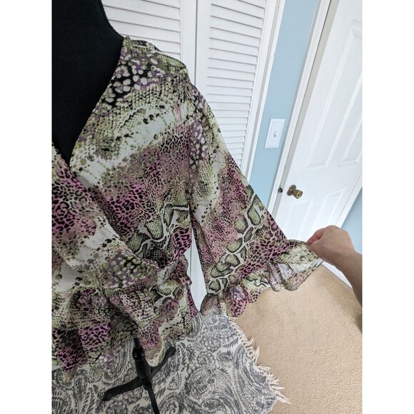 Ashley Stewart Curvy Girl 2X Blouse Animal Print Chiffon SurpliceRuffle HiLo NEW - Picture 4 of 14